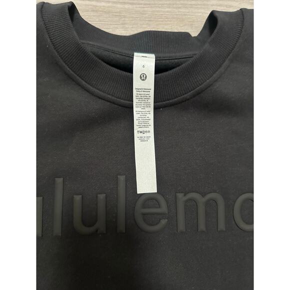 Lululemon Perfectly Oversized Crew Fleece - NWT - Picture 3 of 7